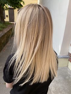 Blonde Highlights On Blonde Hair Straight, Natural Blonde Balayage Straight, Full Balyage Short Hair, Strait Blonde Hair, Babylights Blonde Balayage, Light Blonde Hair Straight, Blonde Melir Hair, Straight Blonde Highlights, Straight Blonde Balayage