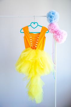 This Pinkie Pie Inspired Tutu dress is perfect for Birthday party, Halloween party and Dress up The dress is made with high quality fabrics. Top of the dress: 100% cotton fabric Bottom of the dress: High quality bridal nylon tulle fabric ( soft and not stiff) Lining: 100% cotton fabric There is a corset like closing at the back of the dress which lets to adjust the fit of the dress. There is an elastic band at the back of the waistband. The dress is easy to pull on and very adjustable. This dres Birthday Party Halloween, Birthday Party Outfit, My Little Pony Birthday Party, Pony Birthday Party, My Little Pony Applejack, Little Pony Birthday Party, Pony Birthday, Birthday Party Outfits, Pinkie Pie