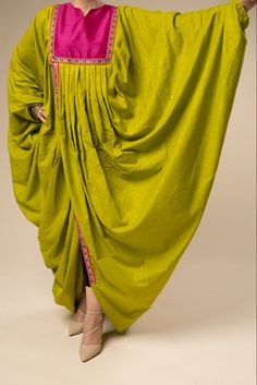 Bleaching Clothes, Nigerian Dress, Pakistani Party Wear Dresses, Loose Clothes, Pakistani Party Wear, Islamic Dress, Boho Style Outfits