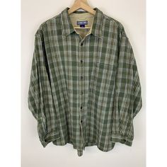 Used condition please check dimensions before buy. Pit to Pit: 27 Sleeve: 24 Length: 31.5 E954 Green Flannel Outfit, Silly Bands, Green Flannel, Oversized Flannel, Band Fits, Vintage Flannel, Flannel Tops, Okra, Top Gifts