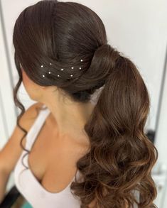 30 Gorgeous Bridesmaid Hairstyles That Will Elevate Your Look