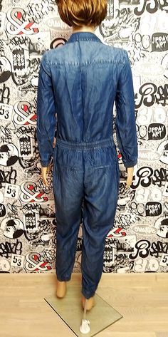 "womens overall pants Denim Overall vintage Denim jumpsuit Denim Pants jean overalls Retro overalls Denim Coveralls S grunge overalls jeans Coveralls height of the woman in the photo - 180 cm Please refer to photos for details of condition. Condition: very good vintage Measurements: Length: 134 cm/52.8\" Inseam 63 cm/24.8\" Sleeve : 53 cm/20.9 \" Shoulder to shoulder: 33 cm/ 13\" Bust: 87 cm/ 34.3\" Waist 74 cm/ 29\" Hips- 94 cm/ 37\" Size: S note The color on the pictures may vary due to monito Retro Overalls, Overalls Jeans, Overall Pants, Denim Coverall, Jumpsuit Denim, Overalls Denim, Grunge Jeans, Pants Denim, Jean Overalls