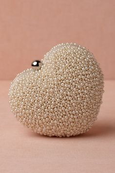 Heart Clutch, Pearl Clutch, Bridal Clutch, Rilakkuma, Womens Purses, Beautiful Bags, Lunch Bag, Clutch Handbag, Bridal Accessories