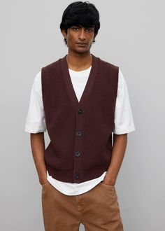 Róhe Max Cardigan - Prugna Sweater Róhe Man Vest Outfit Casual, Classic Wool V-neck Sweater Vest, Brown Knit V-neck Vest, Casual Merino Wool V-neck Top, Casual V-neck Merino Wool Top, Man Vest Outfit, Wool Knitted V-neck Cardigan, Casual Wool V-neck Top, Casual Cashmere Vest For Layering