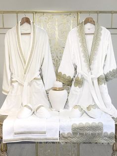 Gunes Bathrobe Set (His & Her) - creativehome-designs Mens Tracksuit Set, Spa Lounge, Bridal Gift Wrapping Ideas, Soft Robes, Wedding Robe, Bathroom Spa, Gift For Couples, Just Because Gifts, Embroidery Lace