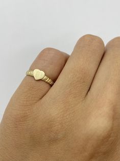 14K Heart Signet Ring, Baby Heart Ring, 14K Pinky Heart Signet Ring, Girl’s Heart Ring by AGoldMindJewelry on Etsy Rhode Toast, Flat Engagement Rings, Pinky Ring For Women, Jewellery Lookbook, Clear Aesthetic, Pinky Promise Ring, Pinky Rings For Women, Pinky Finger Ring, Stay Rad