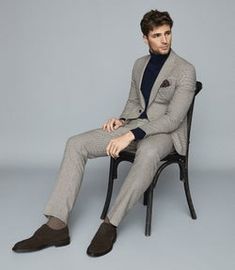 REISS - BUTLER MICRO-CHECK SLIM FIT TROUSERS - 3 Outfit Poses, Summer Suits Men, Poses Men, Blazer Outfits Men, The Butler, Slim Fit Blazer, Work Wear Outfits, Mens Clothing Store, Dress Suits For Men