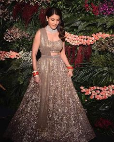 Anushka Sharma Wedding, Indian Wedding Reception Outfit, Gowns Dresses Indian Receptions, भारतीय दुल्हन संबंधी, डिजाइनर कपड़े, Sangeet Outfit