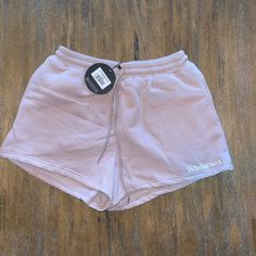 Nwt White Fox Turn It Around Lounge Shorts. Size M. Pink Athletic Shorts For Spring Loungewear, Pink Relaxed Fit Athleisure Shorts, Pink Relaxed Fit Shorts For Leisure, Pink Shorts For Leisure, Pink Leisure Shorts, White Fox Shorts, Pinterest Wishlist, Sweater Shorts, Fox Sweater