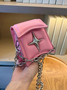 Rosa chiclete Universitário,Elegante Collar  Couro PU Simples Bolsa quadrada Embellished Handbags Pink, Goth Outfit, Gothic Cross, Ladies Bags, Fancy Bags, Estilo Punk, Style Punk, Cross Bag, Small Purse