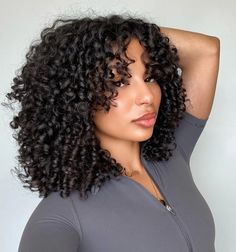 Layered Curly Haircuts, Natural Curly Hair Cuts, Medium Length Curly Hair, Layered Curly Hair, Short Curly Haircuts, Medium Curly Hair Styles, Hair With Bangs, Haircuts For Curly Hair