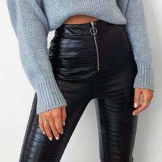 Size: XS / S / M / L Pleated Fashion, Look Legging, Goth Outfit, Leather Pants Women, Trouser Style, Leather Trousers, Faux Leather Pants, Faux Leather Leggings, Rock Style