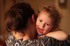 Attachment vs attachment parenting Attachment Parenting Quotes, Gentle Discipline, Parenting Types, Parental Guidance, Parenting Techniques, Family Inspiration, Adoptive Parents, Conscious Parenting