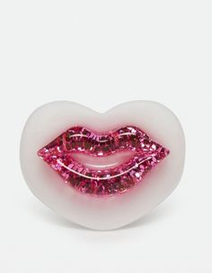 Pucker up! This Bestselling resin ring style comes in a clear rectangular, baby pink, white, and lime green base with an option of a hot pink, baby pink, pink, red, blue, or green lip charm. Cute Pink Rings For Parties, Cute Pink Party Rings, Suede Brooks, Green Lips, Rectangle Ring, White Hot, Resin Ring, Green Baby, Madison Beer