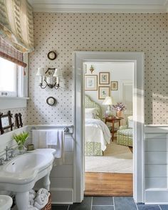 the bathroom is clean and ready to be used as a guest room or family room