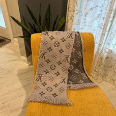 Pre Loved Louis Vuitton Gray Scarf! It Has Signs Of Wear With A String Showing In The Fringe. Please Pictures Of Examples Of Wear. The Wear Is Shown Throughout The Scarf But Still So Much Left To Give In This Scarf! It’s Truly An Amazing Piece! Goes With Everything And Keeps You So Warm! Size : 68.89"(175cm) *11.81"(30 Cm) Grey Scarf, Louis Vuitton Accessories, The Fringe, Wool Scarf, Scarf Wrap, Scarf Accessory, Limited Time, Louis Vuitton, Women Accessories