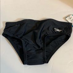 Speedo Trunks Size 30 In Black Brand New Competitive Trunks 78% Nylon 22spandex Black Nylon Swim Bottoms, Basic Black Fitted Bottoms, Basic Fitted Black Bottoms, Red Swim Trunks, Trunks Swimwear, Blue Sunset, Swimsuit With Shorts, Mens Trunks, Racing Suit