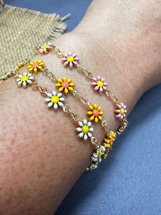 Daisy Choker, Flower Chain, Flower Choker, Yellow Daisy, Necklace Flower, White Daisy, Floral Necklace, Layering Necklace, Choker Necklaces