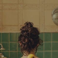 Short Dark Brown Hair Curly, Dark Curly Hair Aesthetic, Curly Hairstyles Aesthetic, Curly Aesthetic, Brown Hair Aesthetic, Aesthetic Curly Hair, Curly Hair Aesthetic, May 13