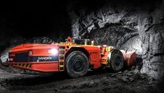 أعلنت شركة Sandvik السويدية متعددة الجنسيات أنها نجحت في نشر زوج من الحاملات الكهربائية المخصصة للعمل بالتعدين.