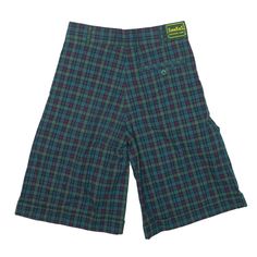 Item is in good used condition. >Size: 12 Years >Waist Size: 24" >Inside Leg: 10" >Rise: 9" >Hem: 11" Green Cotton Shorts For School, Green Cotton School Shorts, Green Short Bottoms For School, Green Short Length Bottoms For School, Casual Green Shorts For School, Casual Green School Shorts, Waist Size, Casual Shorts, Size 12