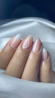 Unha simples/ baby boomer Baby Bomer White Nails Short, Gender Reveal Nails Ideas Simple, Baby Boomer Nails Decoradas, Baby Boomer Nail, Maternity Nails, Baby Boy Nails, Baby Boomer Nails, Delicate Nails, Gender Reveal Nails