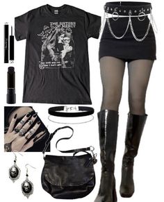 #gothic #gothicoutfits #ootd #dark Modern Gothic Aesthetic Clothes, Gothic College Outfits, Gothic Clothing Aesthetic, Casual Gothic Outfits, Gothic Style Outfit, Gothic Summer Outfits, Casual Goth Outfits, Gothic Outfit Ideas, Gothic Outfits Casual