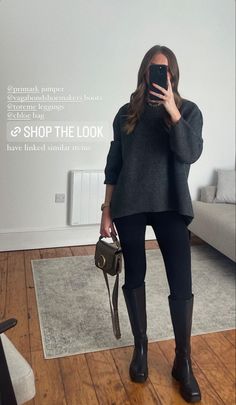 Work Leggings Outfit, Leggins Outfits Casual, Black Boots Outfit Winter, Black Riding Boots Outfit, Leggins Outfit, Outfits Leggins, Outfit Botas, Winter Boots Outfits, Cold Fashion