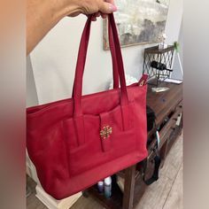 Excellent Condition, Tory Burch, Red Leather Handbags Or Laptop With Gold Magnetic Clasp On Outside Exterior Pocket, Fits All Cell Phone Sizes. Fits A 15 Inch Laptop Perfectly, Or It Can Be Used As A Shoulder Bag All On Its Own Zips All The Way Shut - Great For Travel- Business Or Pleasure ! I Have The Dust Bag Too. Tory Burch Shoulder Bag, Red Leather Handbags, Tory Burch Bag, Business Travel, Red Gold, Red Leather, Leather Handbags, Tory Burch, Dust Bag