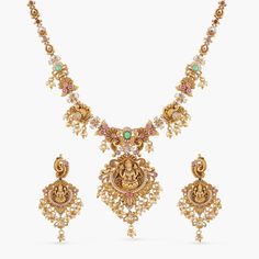 Temple Jewellery Set, Necklace Set Indian Bridal Jewelry, Pretty Gold Necklaces, Antique Necklace Set, Gold Jewels Design, Fancy Jewelry Necklace, Necklace Set Indian, Flower Motifs, Colour Stone