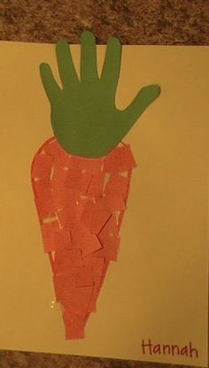 From our garden unit - carrot handprint preschool art (munchkin junction preschool) Garden Art Preschool, Preschool Gardening, Garden Unit, Preschool Garden, Art Preschool, Crafts Preschool, Alphabet Crafts