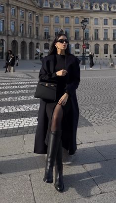 Paris Winter Outfit, Rome Outfits, Ny Outfits, Stylish Winter Outfits, Winter Fashion Outfits Casual, London Outfit, Cold Outfits, Paris Outfits, November 1