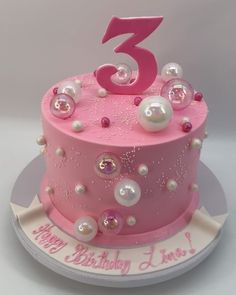 Barbie-themed birthday cake with edible big pearls 3 Year Birthday Cake Ideas, 3rd Birthday Party For Girls Ideas Cake, 3year Birthday Party Ideas Girl, Birthday Ideas For 3 Year Girl, Cake For 3 Year Girl, Birthday Theme For 3 Year Girl, Threenager Birthday Cake, 3rd Birthday Cake For Girl, 3rd Birthday Cakes For Girls