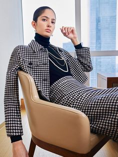 Women Skirt Suit, Suit With Skirt, Checkered Suit, Womens Skirt Suits, Chanel Jacket, Houndstooth Jacket, Women Skirt, Fall Layers, School Looks