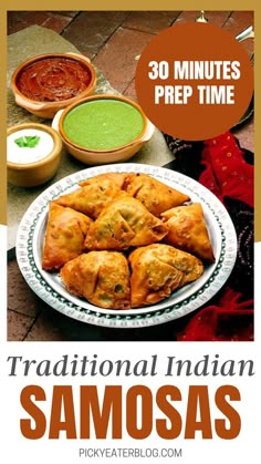 Indian Samosa Recipe, Indian Samosas, Easy Samosa Recipes, Vegetable Samosa, Healthier Snacks, Vegetarian Indian, Indian Cooking Recipes, Korean Dishes