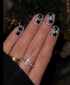 Spring Break Nails, Classic Hair, Beauty Beast, Broken Nails, Bling Acrylic Nails, Get Nails, Short Acrylic Nails Designs, New Year's Nails, Xmas Nails