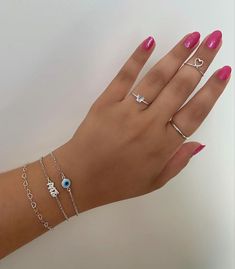 Preppy Jewelry, Jewelry Inspo, Stylish Jewelry, Just Girl Things, Pandora Jewelry, Pretty Jewellery, Black Nails, Blue Nails