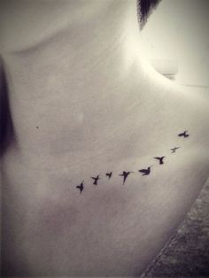 100 Small Bird Tattoos Design Ideas with Intricate Images Blatt Tattoos, Swallow Bird Tattoos, Small Bird Tattoos, Flying Bird Tattoo, Small Bird Tattoo, Bone Tattoos, Silhouette Tattoos, Tasteful Tattoos, Geniale Tattoos