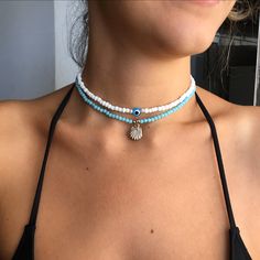 Hippie Jewelry Necklace, Shoe Lacing Techniques, Hip Jewelry, Diy Choker, Preppy Jewelry, Beaded Necklace Diy, Jewelry Accessories Ideas, Dope Jewelry, Handmade Wire Jewelry