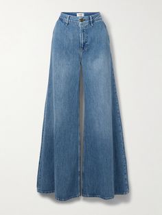 FRAME's jeans are named after 'The Extra' wide legs that sway gently with every step. Cut from classic blue denim, they're faded for a vintage look and have on-seam pockets. Extra Wide Leg Pants, Light Grey Leggings, Wide Leg Pants Outfit, Everyday Fashion Outfits, Step Cut, Korean Girl Fashion, Wide Legs, Teen Fashion Outfits, Denim Outfit