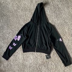 - Never Been Worn - Purple Butterfly Graphic Along Sleeves And Back Of Sweatshirt Purple Hooded Winter Top, Purple Tops For Fall Streetwear, Purple Hoodie Top For Spring, Purple Hoodie Tops For Streetwear, Purple Spring Hoodie Top, Trendy Purple Hooded Top, Spring Streetwear Purple Hoodie, Purple Hoodie For Spring, Butterfly Hoodie