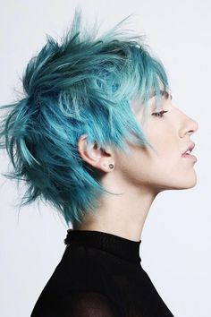 Uneven Haircut, Aqua Hair, Punk Hair, Short Pixie Haircuts, Grunge Hair, Great Hair, Pixie Haircut, Pixie Cut, Pretty Hairstyles