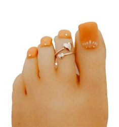 Gold Toe Rings, Mens Nails, Pretty Toe Nails, Cute Toes, Adjustable Jewelry