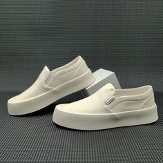 Gender: Men Type: Loafers Main Materials: Canvas Insole: Pigskin Sole: Rubber Type of Closure: Lace-up... Casual White Loafers With Rubber Sole, Casual Summer Platform Loafers With Round Toe, White Slip-on Loafers With Contrast Sole, Slip-on Platform Loafers, White Slip-on Loafers With Flat Bottom, White Slip-ons With Rubber Sole, White Low-top Loafers With Stitched Sole, Modern Low-top Platform Loafers With Rubber Sole, Casual Closed Toe Platform Loafers