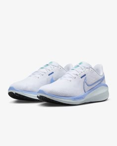 Nike Vomero 17 Women's Road Running Shoes. Nike.com Nike Women’s Tennis Shoes, Nike Running Shoes Outfit, Nike Sports Shoes, Shoes Wishlist, Nike Vomero, Nike Runners