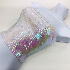 Glamorous Strapless Stretch Tube Top, Glamorous Stretch Strapless Tube Top, Glamorous Sequined Summer Tube Top, Summer Sequined Bandeau Tops, Sequin Bandeau Top For Summer, Glamorous Sequined Tube Top For Summer, Sequin Bandeau Top For Party, Strapless Sequined Fitted Tube Top, Multicolor Sleeveless Tube Top For Party