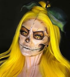 Creepy Love, Home Hair, Halloween Makeup Inspiration, Cool Makeup Looks, Face Painting Halloween