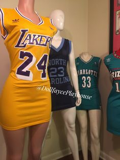 Lakers Jersey Dress, Lakers Dress, Basketball Jersey Dress, Nba Jersey Dress, Nba Jersey Outfit, Basketball Girls Outfits, Jersey Dress Outfit, Basketball Dress, Sports Shirts Ideas