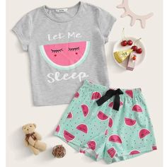 Shein Slogan And Cartoon Graphic Top & Shorts Pajamas Set. New With Tags, Never Worn. #Tds365m Girls Loungewear, Graphic Print Top, Cute Sleepwear, Cute Pajama Sets, Tweed Shorts, Short Pj Set, Cute Pajamas, Graphic Top, Lovely Clothes