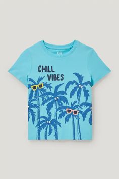 Old School Outfits, Kids Wear Boys, Boys Prints, Free T Shirt Design, Polo Design, Modest Summer Outfits, Boys Graphic Tee, Boy Tees